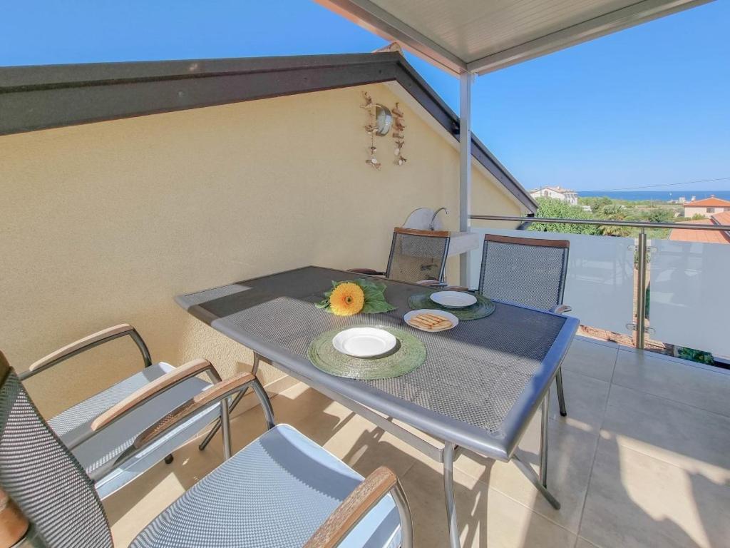 Silos Mare Apartment Новиград Екстериор снимка