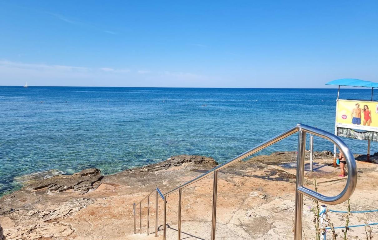 Silos Mare Apartment Новиград Екстериор снимка