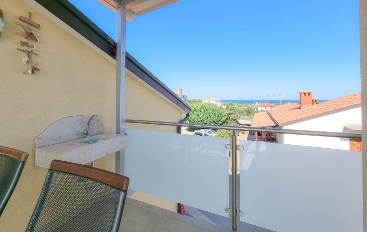 Silos Mare Apartment Новиград Екстериор снимка
