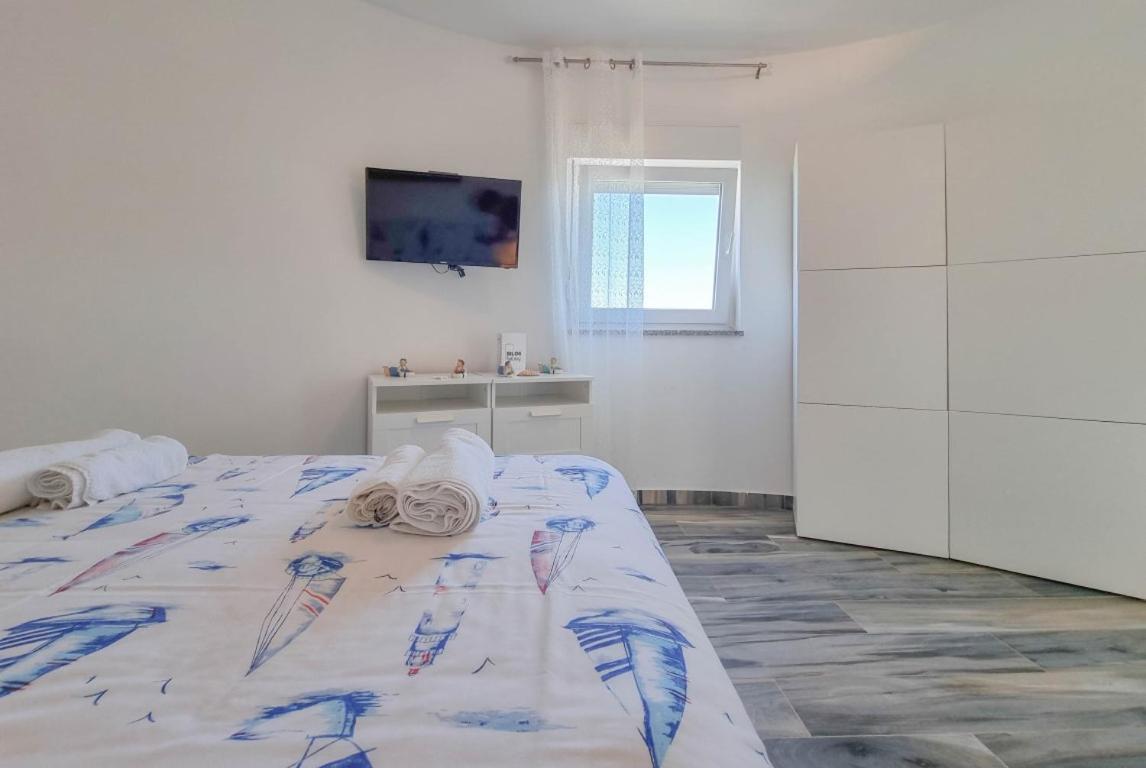 Silos Mare Apartment Новиград Екстериор снимка